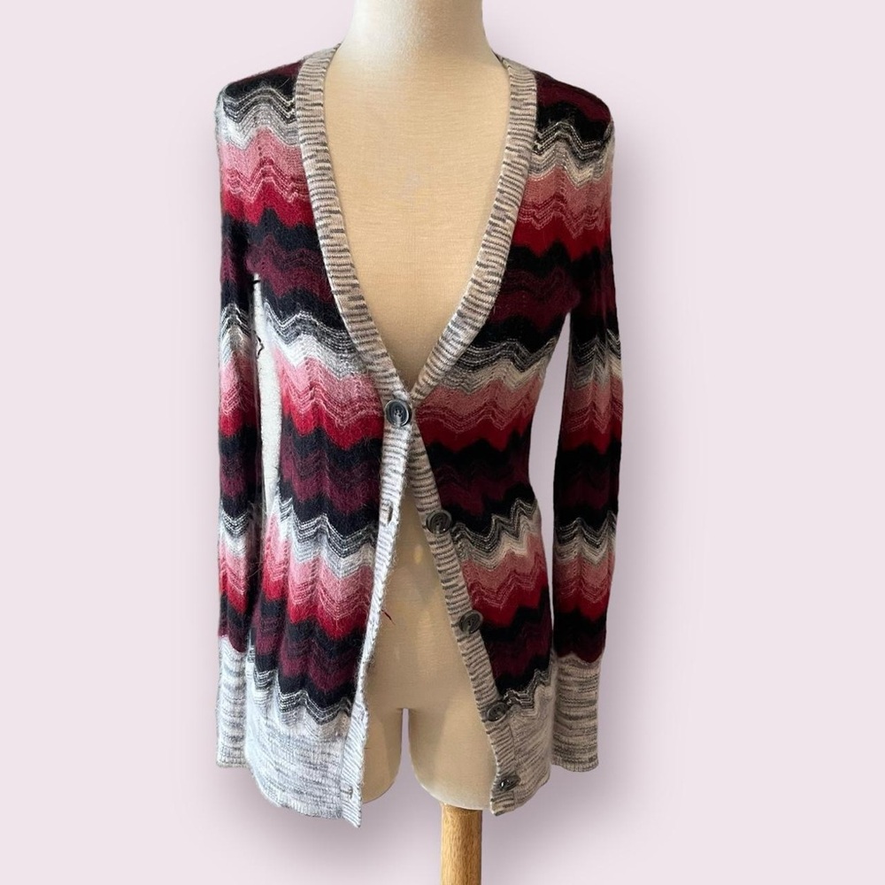Moda International chevron print button up cardigan